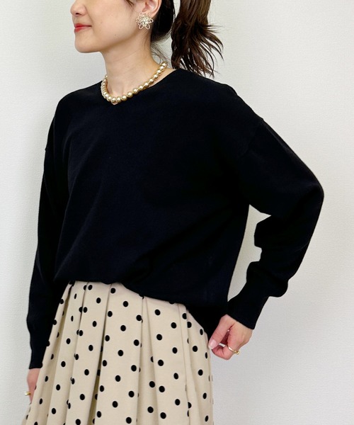 PICCIN（ピッチン）の「シンプルVネックニット（Tシャツ/カットソー・レディース・アイボリー/ブラック/レッド・M）」の13枚目の写真