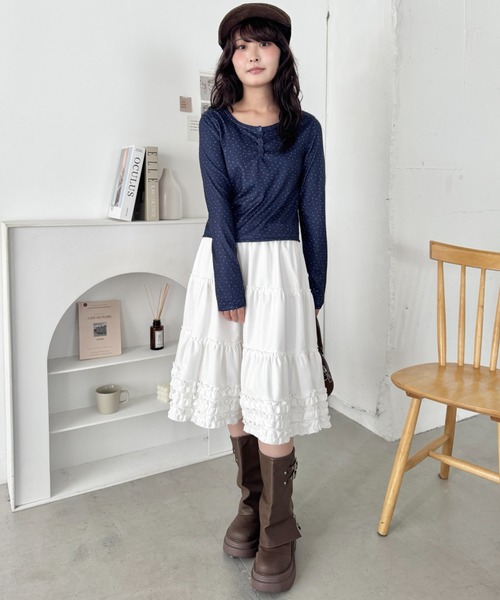 SOLLON.(ソルロン)の「小花柄ヘンリーネックリブトップス(Tシャツ/カットソー・レディース・ネイビー/アイボリー/グレー・FREE)」の14枚目の写真