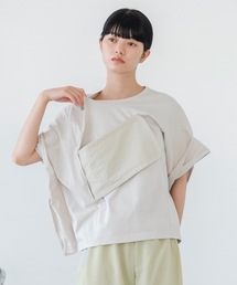sneeuw（スニュウ）の「フラッププルオーバー（Tシャツ/カットソー）」