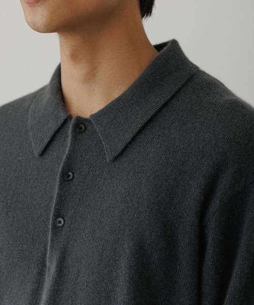 ADAM ET ROPE'（アダムエロペ）の「12GGカシミヤニットポロシャツ（ポロシャツ・メンズ・チャコールグレー/ブラック/ピンク系その他2・M/L）」の18枚目の写真
