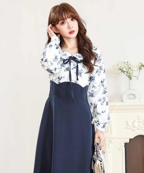 Anely(アネリー)の「花柄 リボン ドッキング フレア ワンピース(ワンピース・レディース・ネイビー/チャコールグレー・FREE)」の9枚目の写真