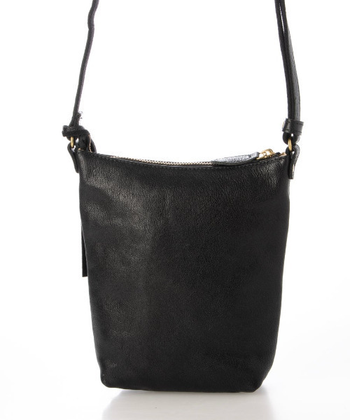 ATLANTA（アトランタ）の「アトランタ ATLANTA / 牛革縦ミニショルダー（ショルダーバッグ・レディース・グレー/ブラック/キャメル/レッド・FREE）」の6枚目の写真