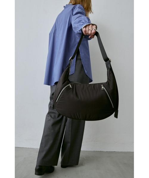 un/neu（アンノイ）の「ソフトパテッドラウンドバッグ / ショルダーバッグ / ペットボトル収納可能 / 軽量（ショルダーバッグ・レディース・ブラウン/アイボリー/ブラック・FREE）」の20枚目の写真