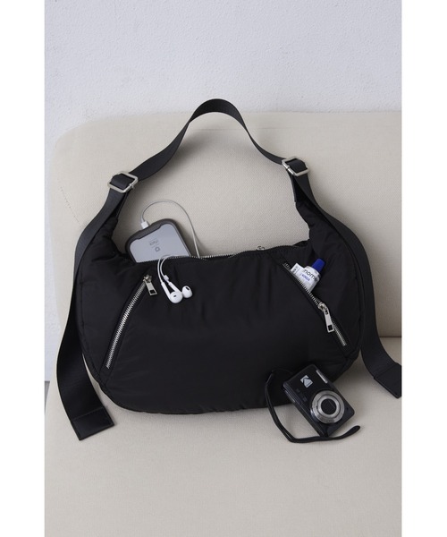 un/neu（アンノイ）の「ソフトパテッドラウンドバッグ / ショルダーバッグ / ペットボトル収納可能 / 軽量（ショルダーバッグ・レディース・ブラウン/アイボリー/ブラック・FREE）」の8枚目の写真