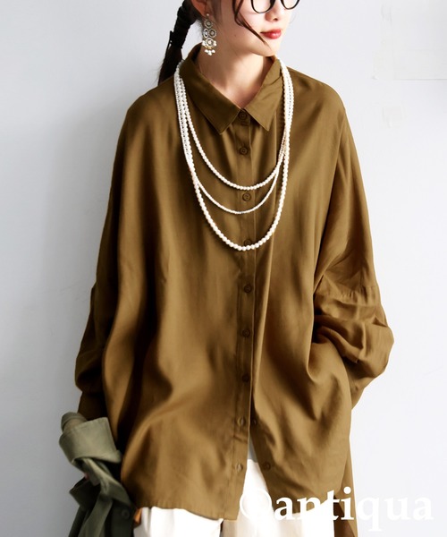 antiqua(アンティカ)の「ドレープシルエット シャツ(シャツ/ブラウス・レディース・ベージュ/ブラック/キャメル・ONESIZE)」の2枚目の写真