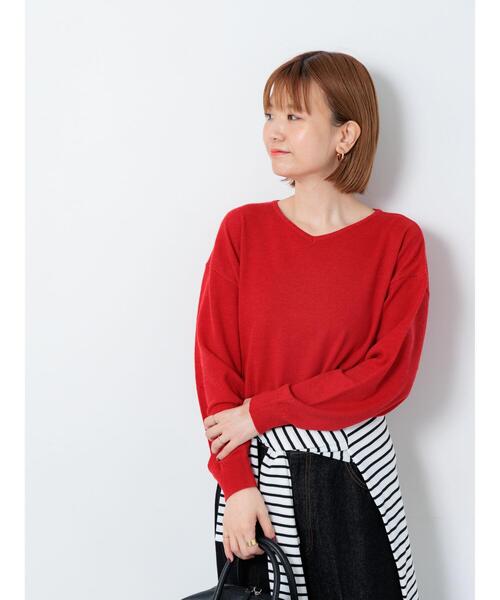 Lugnoncure（ルノンキュール）の「もちもちVネックニット（ニット/セーター・レディース・ブルー/ブラック/レッド/ベージュ・F）」の7枚目の写真