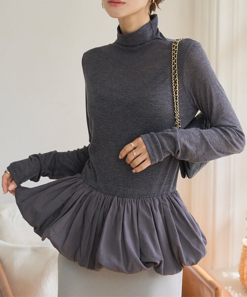 KOBE LETTUCE（コウベレタス）の「[ 選べる2ネックtype ] シアーバルーンペプラムトップス（シャツ/ブラウス・レディース・ブラック/ホワイト系/ブラウン系/ブラウン/オフホワイト/グレー系/チャコール/ブラック系・M）」の6枚目の写真