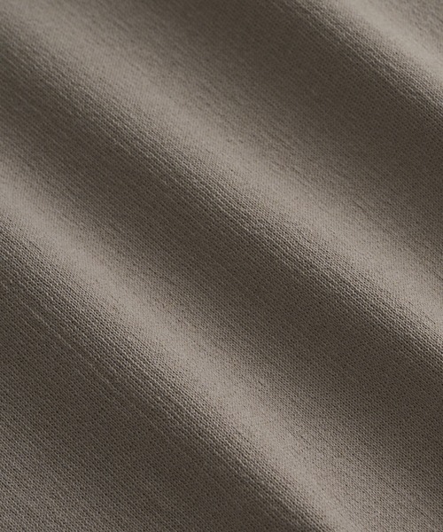 PUBLIC TOKYO（パブリックトウキョウ）の「【春先も大活躍】バウンドウールクルーネックニット /洗える/オフィスカジュアル/通勤/毛玉防止（ニット/セーター・メンズ・グレー/グレイッシュベージュ/ホワイト/ブラック/ダークグレー・1/4/3/2）」の11枚目の写真