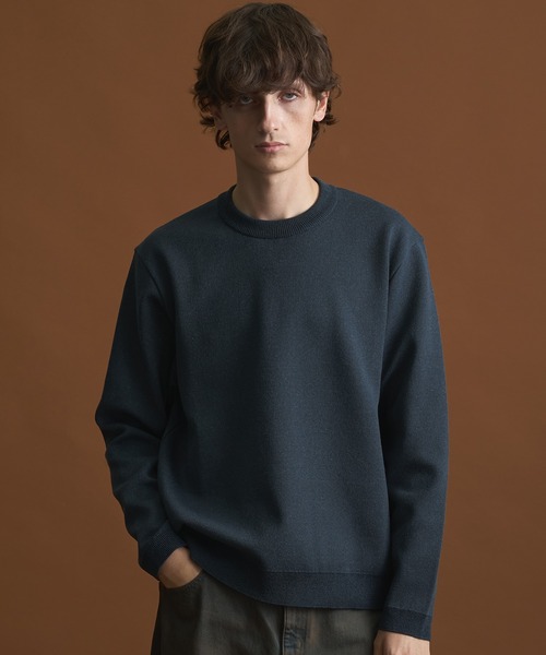 PUBLIC TOKYO（パブリックトウキョウ）の「【春先も大活躍】バウンドウールクルーネックニット /洗える/オフィスカジュアル/通勤/毛玉防止（ニット/セーター・メンズ・グレー/グレイッシュベージュ/ホワイト/ブラック/ダークグレー・1/4/3/2）」の18枚目の写真