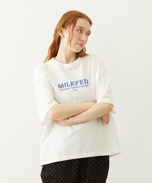 MILKFED.(ミルクフェド)の「STENCIL LOGO WIDE S/S TEE(Tシャツ/カットソー・レディース・ブラック/ネイビー/ホワイト・L/M)」の1枚目の写真