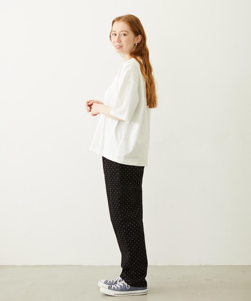 MILKFED.(ミルクフェド)の「STENCIL LOGO WIDE S/S TEE(Tシャツ/カットソー・レディース・ブラック/ネイビー/ホワイト・L/M)」の7枚目の写真