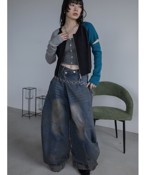 VACANCY（ヴァカンシー）の「配色アシメリブZIPトップス（カーディガン/ボレロ・レディース・ブラック/グリーン・FREE）」の21枚目の写真