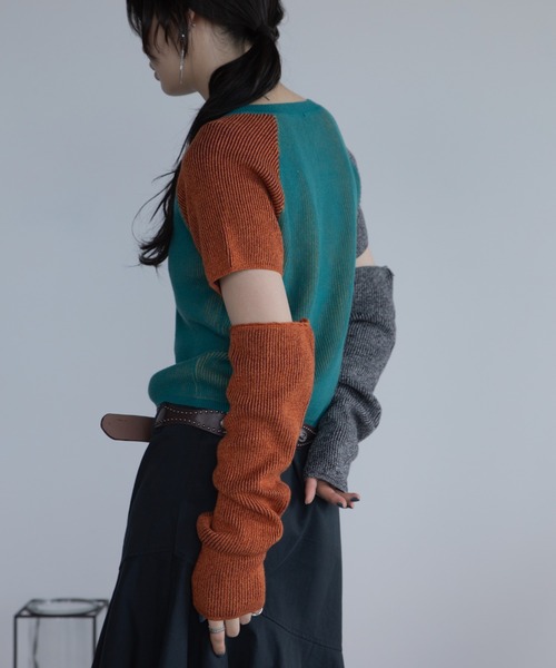 VACANCY（ヴァカンシー）の「配色アシメリブZIPトップス（カーディガン/ボレロ・レディース・ブラック/グリーン・FREE）」の16枚目の写真