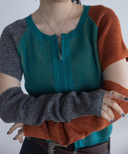 VACANCY（ヴァカンシー）の「配色アシメリブZIPトップス（カーディガン/ボレロ・レディース・ブラック/グリーン・FREE）」の13枚目の写真