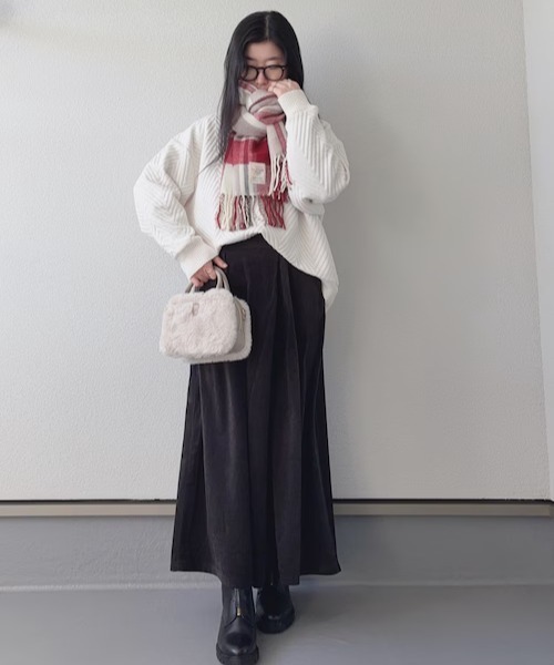 ikka（イッカ）の「ベロアツイルラップフウスカーチョ（その他パンツ・レディース・カーキ/ベージュ/チャコール・M/L/S）」の4枚目の写真