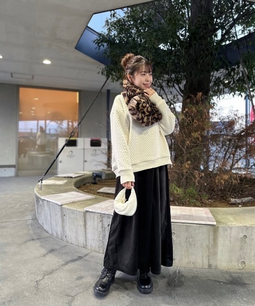 ikka（イッカ）の「ベロアツイルラップフウスカーチョ（その他パンツ・レディース・カーキ/ベージュ/チャコール・M/L/S）」の8枚目の写真