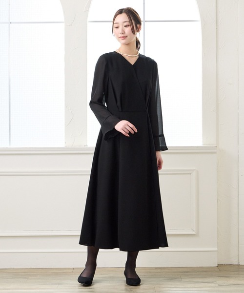 セール】【喪服・礼服・WEB限定】ウォッシャブル Vネック前開きAライン