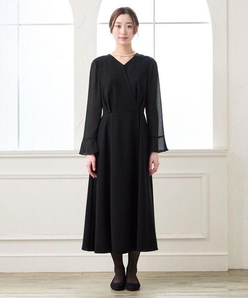 AIMER(エメ)の「【喪服・礼服】ウォッシャブル Vネック前開きAラインブラックフォーマルワンピース(ワンピース・レディース・ブラック・SMALL/MEDIUM/LARGE)」の7枚目の写真