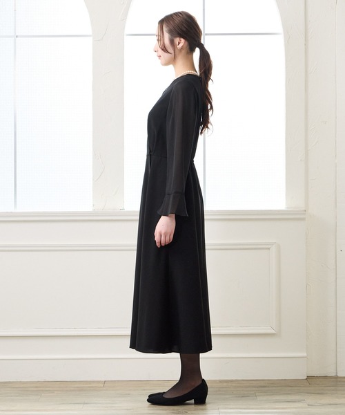 AIMER(エメ)の「【喪服・礼服】ウォッシャブル Vネック前開きAラインブラックフォーマルワンピース(ワンピース・レディース・ブラック・SMALL/MEDIUM/LARGE)」の14枚目の写真