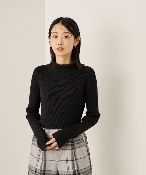 ketty（ケティ）の「調温バックボタンハイネックニット≪手洗い可能≫（ニット/セーター・レディース・ブラック系その他/ブルー/ブラック/ライトグレー・M）」の2枚目の写真