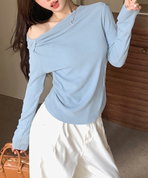 Miniministore(ミニミニストア)の「オフショルダーニットトップス 肌見せ秋服(ニット/セーター・レディース・ベージュ/ブラック/アイボリー/ピンク/ブルー・FREE)」の10枚目の写真