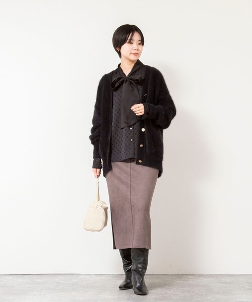 NOLLEY’S Sophi(ノーリーズソフィ)の「ウォッシャブルサテンドビーボウタイブラウス(シャツ/ブラウス・レディース・オフホワイト/ブラック・38)」の3枚目の写真