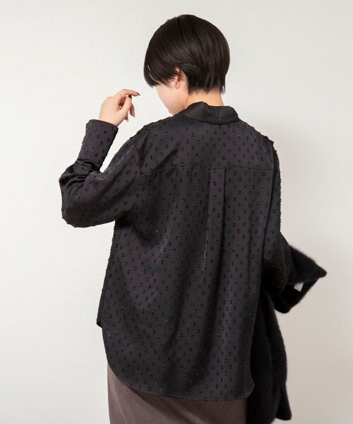NOLLEY’S Sophi(ノーリーズソフィ)の「ウォッシャブルサテンドビーボウタイブラウス(シャツ/ブラウス・レディース・オフホワイト/ブラック・38)」の10枚目の写真