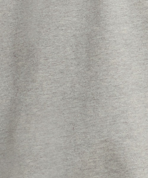 Barbour(バブアー)の「Barbour Barbour x Baracuta Vinyl Os T-Shirt(バブアー バブアー x バラクータ バイナル オーバーサイズ Tシャツ)(Tシャツ/カットソー・メンズ・グレー系/ネイビー・LARGE/MEDIUM/X-LARGE)」の7枚目の写真
