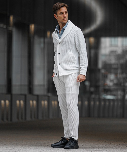 SOMEDIFF（サムディフ）の「【SOEMDIFF】ワッフルショールカラーカーディガン メンズ ショール襟 ホワイト ネイビー ブラック 春服 冬服（カーディガン/ボレロ・メンズ・ホワイト×ネイビー/ホワイト/ブラック・M/L/XL）」の5枚目の写真