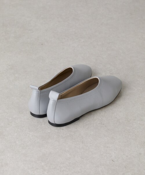 BEARDSLEY(ビアズリー)の「《CORSO ROMA 9》レザーフラットシューズ(パンプス・レディース・ブラック/グレー・35/36/37/38/39)」の9枚目の写真