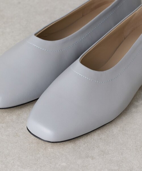 BEARDSLEY(ビアズリー)の「《CORSO ROMA 9》レザーフラットシューズ(パンプス・レディース・ブラック/グレー・35/36/37/38/39)」の4枚目の写真