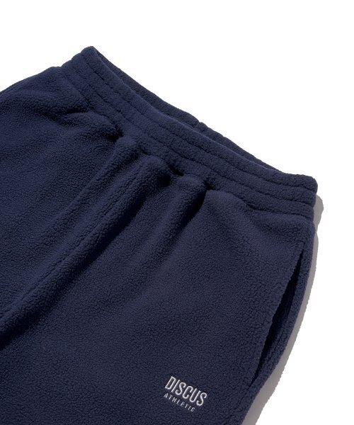 DISCUS ATHLETIC(ディスカス アスレチック)の「レターロゴフリースパンツネイビー(スウェットパンツ・メンズ・その他・LARGE/MEDIUM/SMALL/X-LARGE)」の7枚目の写真