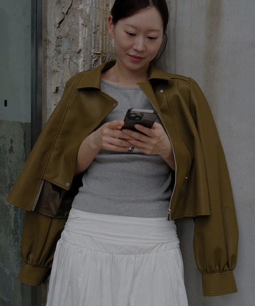 Ameri（アメリ）の「LADY GATHER RIDERS JACKET（ライダースジャケット・レディース・アイボリー/ブラック/カーキ・SMALL/MEDIUM）」の8枚目の写真