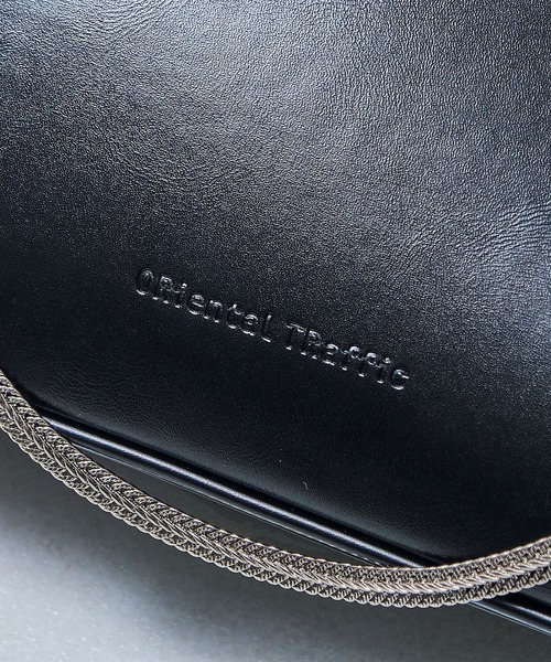 MISCH MASCH(ミッシュマッシュ)の「ハーフムーン ハンドバッグ(ハンドバッグ・レディース・ブラック/ブルー/キャメル・フリ-)」の17枚目の写真