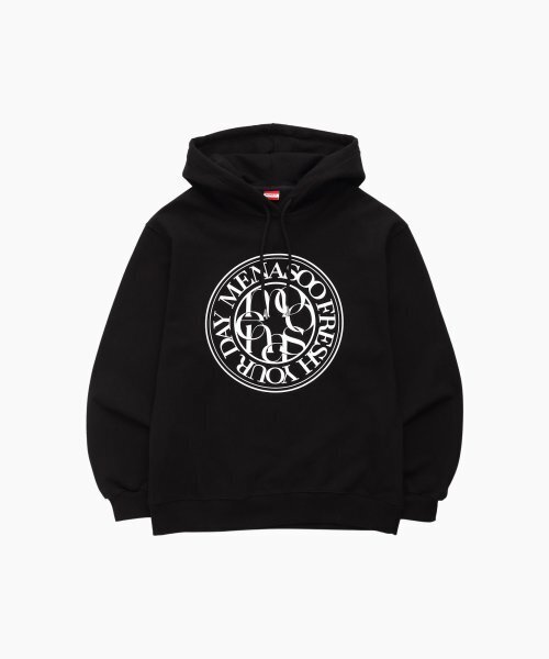 MENASOO(ミナス)の「UNISEX CIRCLE LOGO HOODIE_BK(パーカー・レディース・ブラック・1)」の7枚目の写真