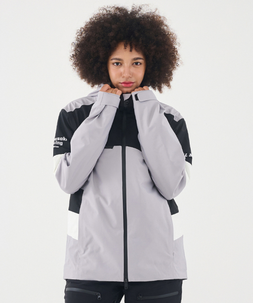 DOLL OUTERWEAR（ドラ アウターウェア）の「2425 アルマ スキー ジャケット GRAY 男女共用（ナイロンジャケット・レディース・その他・SMALL/MEDIUM/LARGE/X-LARGE/X-SMALL）」の3枚目の写真
