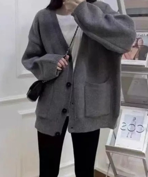 SPIGA（スピーガ）の「ｵｰﾊﾞｰｻｲｽﾞVﾈｯｸﾆｯﾄｶｰﾃﾞｨｶﾞﾝ（カーディガン/ボレロ・レディース・ベージュ/ダークグレー/ブラウン/ブラック・FREE）」の2枚目の写真