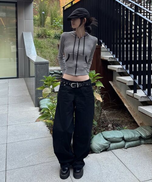 DECET WOMEN(デケット ウーマン)の「シグネチャー ローライズ ワイドジーンズ DCWPT004BlueB(デニムパンツ・レディース・その他・X-SMALL/SMALL/MEDIUM/LARGE)」の18枚目の写真