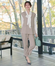 Tiaclasse（ティアクラッセ）の「【ブラウス&ベスト&パンツ3点セット】リボンタイブラウス+ベスト付き 3点セットアップ（セットアップ）」