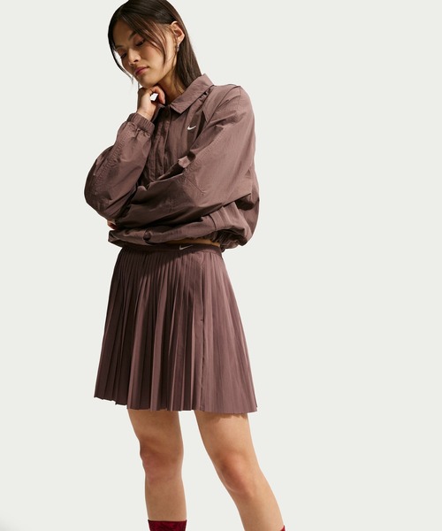NIKE(ナイキ)の「NIKE AS W NSW PLEATED SKIRT / ナイキ ウィメンズ NSW プリーテッド スカート 【SP】(スカート・レディース・ブラウン/ブラック・S/M/L)」の7枚目の写真