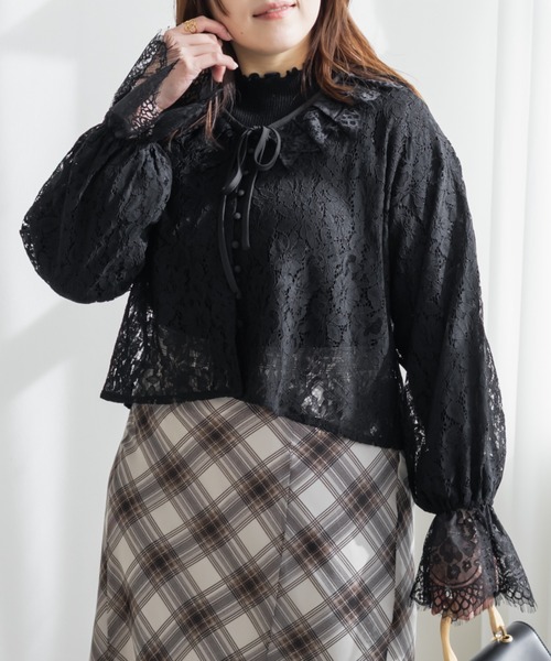CLETTE(クレット)の「CLETTEオリジナルリボンタイスカラップレースブラウス(シャツ/ブラウス・レディース・ブラック/ホワイト・4L/3L/LL)」の8枚目の写真