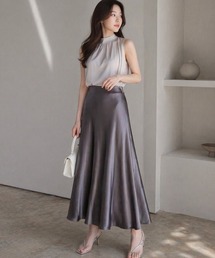 Dolce Fiora（ドルチェフィオラ）の「艶感が美しく色んなコーデに合わせやすい/ウエスト平ゴム/はきやすい/よれにくいシャイニーAラインスカート（スカート）」