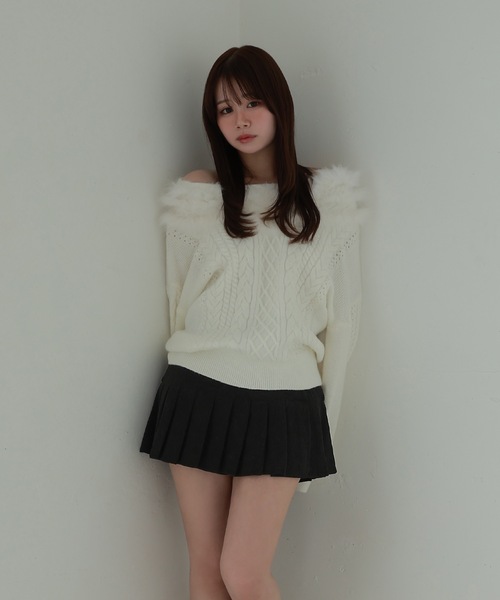 M DOLLY(エムドリー)の「fox fur melia loose knit tops/フォックスファーメリアルーズニットトップス(ニット/セーター・レディース・ホワイト/ブラウン/ブルー・FREE)」の7枚目の写真