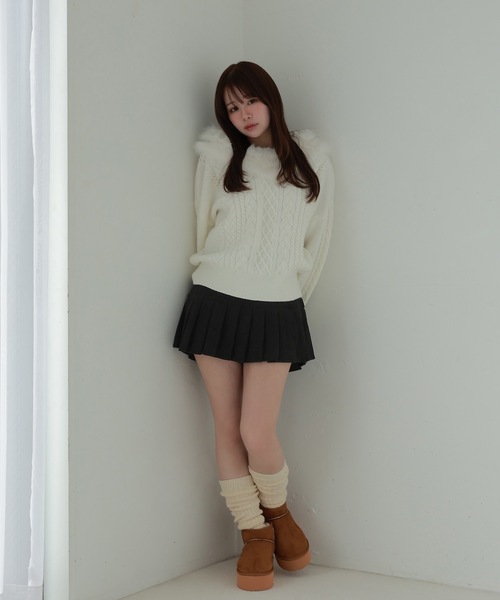 M DOLLY(エムドリー)の「fox fur melia loose knit tops/フォックスファーメリアルーズニットトップス(ニット/セーター・レディース・ホワイト/ブラウン/ブルー・FREE)」の8枚目の写真