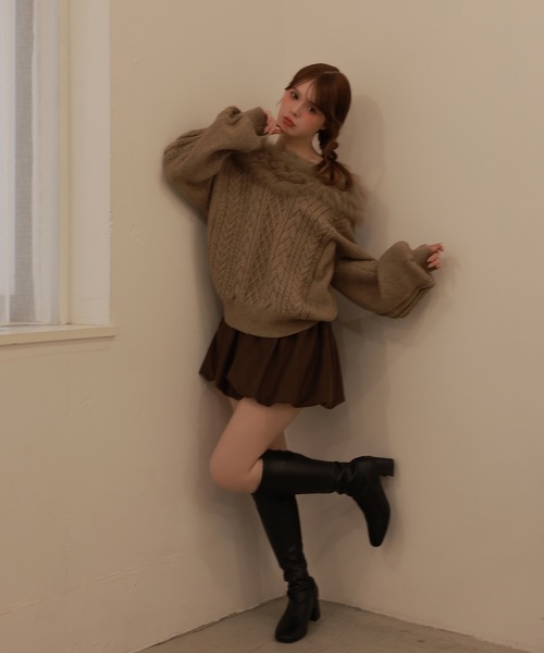 M DOLLY(エムドリー)の「fox fur melia loose knit tops/フォックスファーメリアルーズニットトップス(ニット/セーター・レディース・ホワイト/ブラウン/ブルー・FREE)」の13枚目の写真