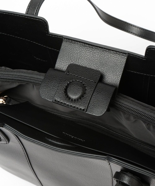 Andemiu(アンデミュウ)の「PCケース付きキリカエトートバッグ639537(トートバッグ・レディース・ブラック/ネイビー/アイボリー・FREE)」の21枚目の写真