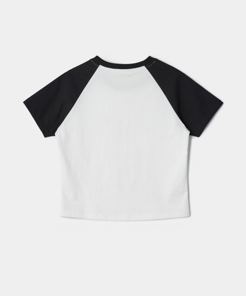 PO8(ピーオーエイト)の「AIRFIT 8 T-SHIRTS - WHITE(Tシャツ/カットソー・レディース・ホワイト・SMALL/MEDIUM)」の3枚目の写真
