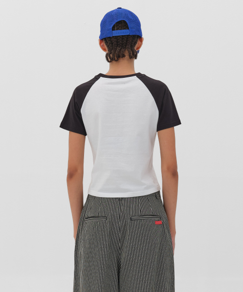 PO8(ピーオーエイト)の「AIRFIT 8 T-SHIRTS - WHITE(Tシャツ/カットソー・レディース・ホワイト・SMALL/MEDIUM)」の6枚目の写真
