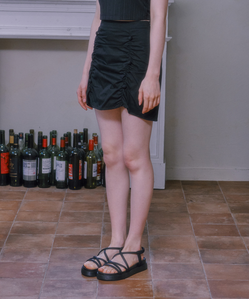 LULUCHOU（ルルシュ）の「Shirring Skirt - BLACK（スカート・レディース・ブラック・SMALL/MEDIUM）」の2枚目の写真