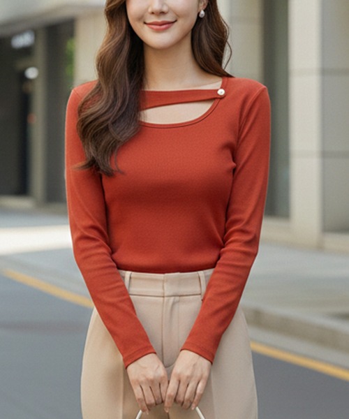 Pt18kg(プラチナイチハチキログラム)の「アシメカットアウト スリムトップス(Tシャツ/カットソー・レディース・ブラック/ブラウン/オレンジ/ホワイト・FREE)」の4枚目の写真